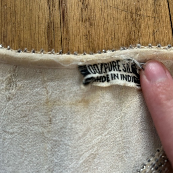 Vintage 100% Silk Sequin Butterfly Top- RARE - Picture 5 of 8